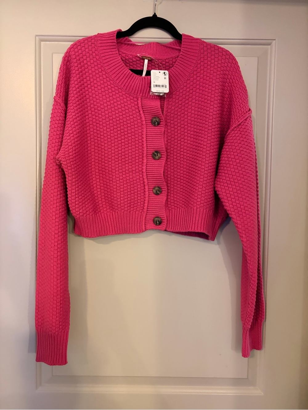 Free People Plumbdrop Pink Crop Knit Cardigan Sweater NWT M - Picture 2 of 3
